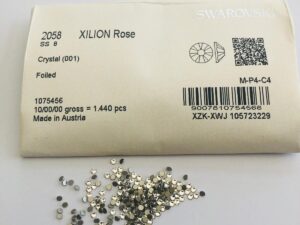 30pcs Tooth Gems Swarovski® Crystals non hotfix ss8 Rhinestones Flatbacks