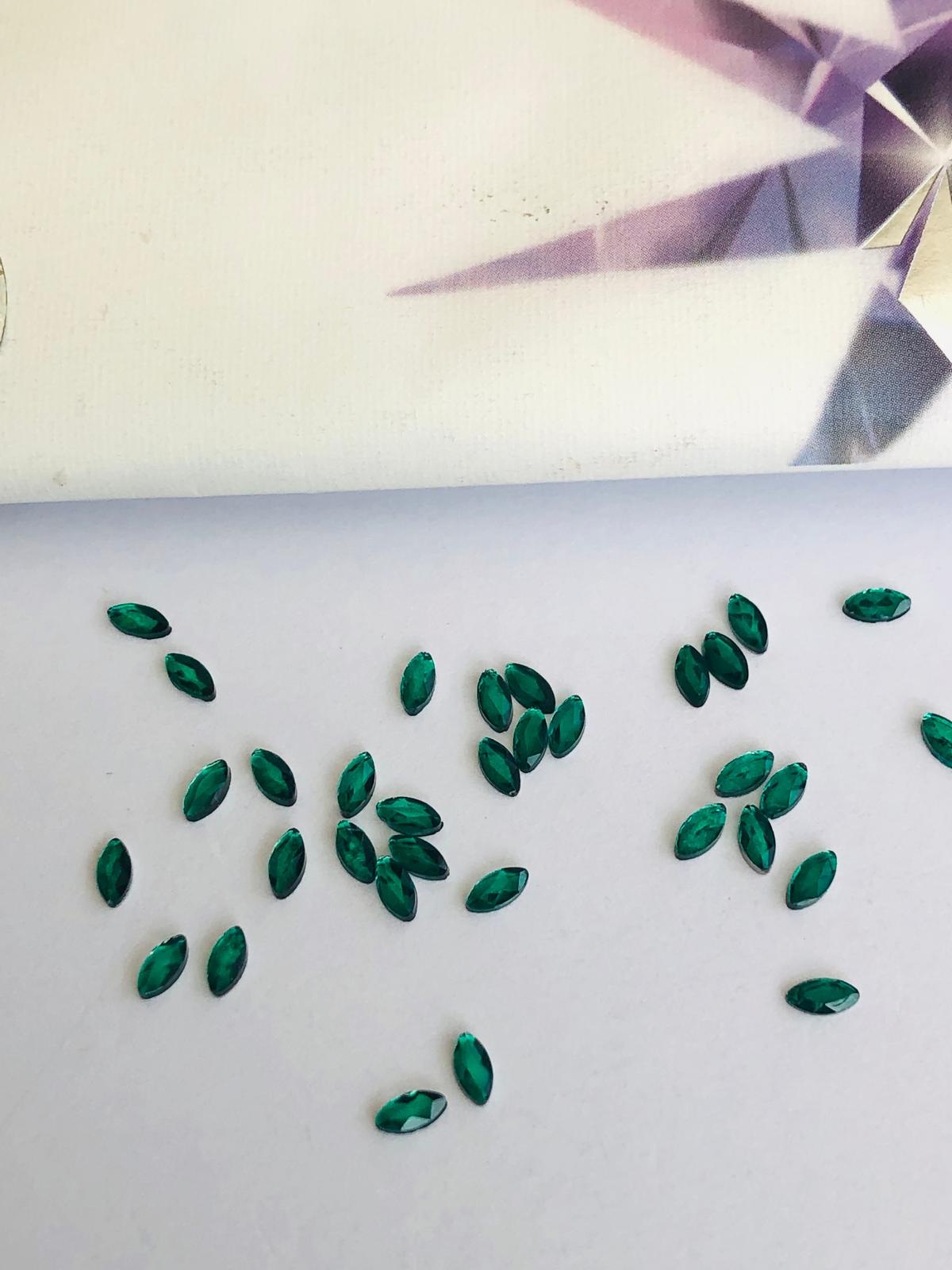 10pcs Tooth Gems Preciosa® Horse Eye Emerald Lead-Free Gems Non hotfix foiled 2x4mm Rhinestones Flatbacks Make your Tooth Butterfly