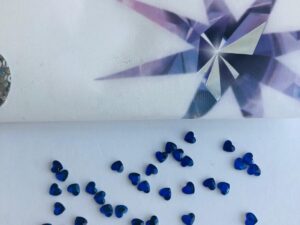 Alternative view of 10pcs Tooth Gems Preciosa® Dark sapphire Heart  3mm Lead-Free Crystal Gems Non hotfix foiled Austrian Rhinestones Flatbacks