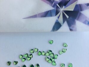 Alternative view of 10pcs Tooth Gems Preciosa® Peridot Heart  3mm Lead-Free Crystal Gems Non hotfix foiled Austrian Rhinestones Flatbacks