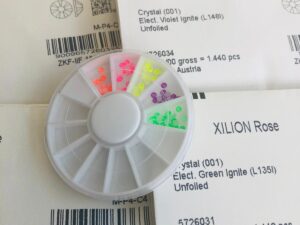 100pcs Swarovski® Mix Colour Electric Ignite Neon non hotfix ss7 (2.2mm) Rhinestones Flatbacks 2058