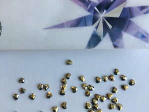 10pcs Tooth Gems Preciosa® Aurum Gold Crystal Heart  3mm Lead-Free  Gems Non hotfix foiled Austrian Rhinestones Flatbacks