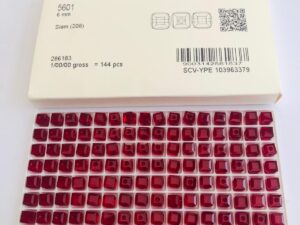 Alternative view of 10pcs Swarovski® 6mm Siam Cubic Beads ref: 5601