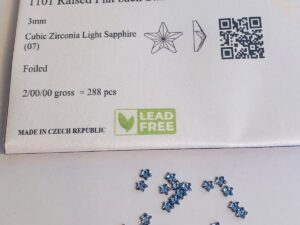 10pcs  Rubyscraft® Cubic Zirconia® 3mm Raised Flatback Star Light Sapphire  ref 1101