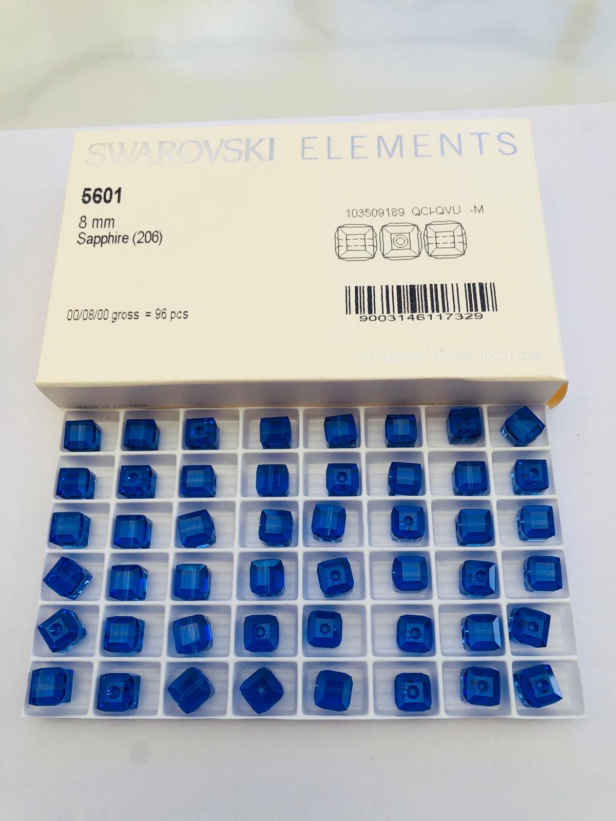 10pcs Swarovski® 8mm Sapphire Cubic Beads ref: 5601