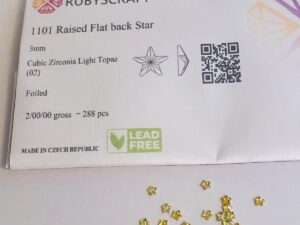 Alternative view of 10pcs  Rubyscraft® Cubic Zirconia® 3mm Raised Flatback Star Light Topaz  ref 1101