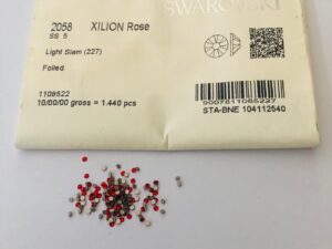 30pcs  Swarovski® Light Siam non hotfix  ss5  Rhinestones  Flatbacks 2058