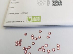 Alternative view of 10pcs Tooth Gems Rubyscraft® 3mm Rose Czech Heart Lead-Free Crystal Gems Non hotfix foiled Rhinestones Flatbacks