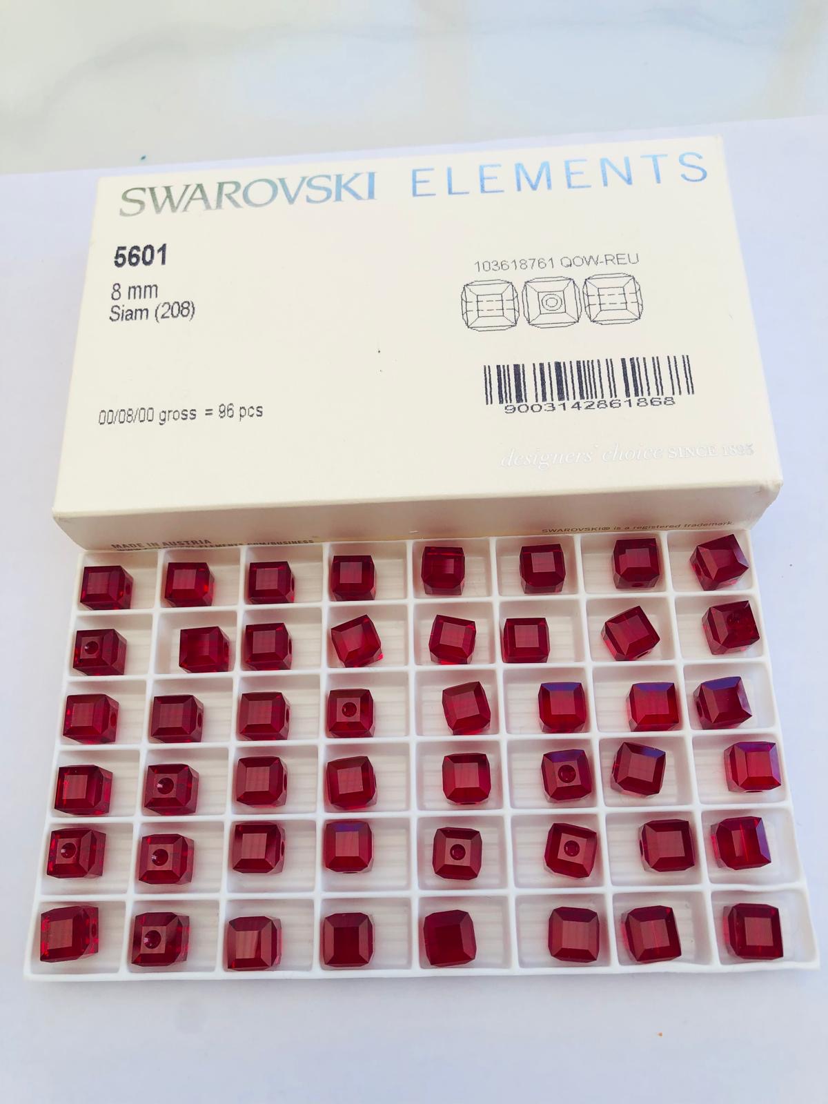10pcs Swarovski® 8mm Siam Cubic Beads ref: 5601