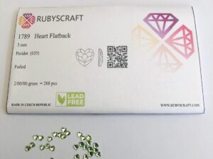 10pcs Tooth Gems Rubyscraft® 3mm Peridot Czech Heart Lead-Free Crystal Gems Non hotfix foiled Rhinestones Flatbacks