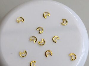 10pcs Tooth Gem Gold plated Hollow Moon 3mm Flatback